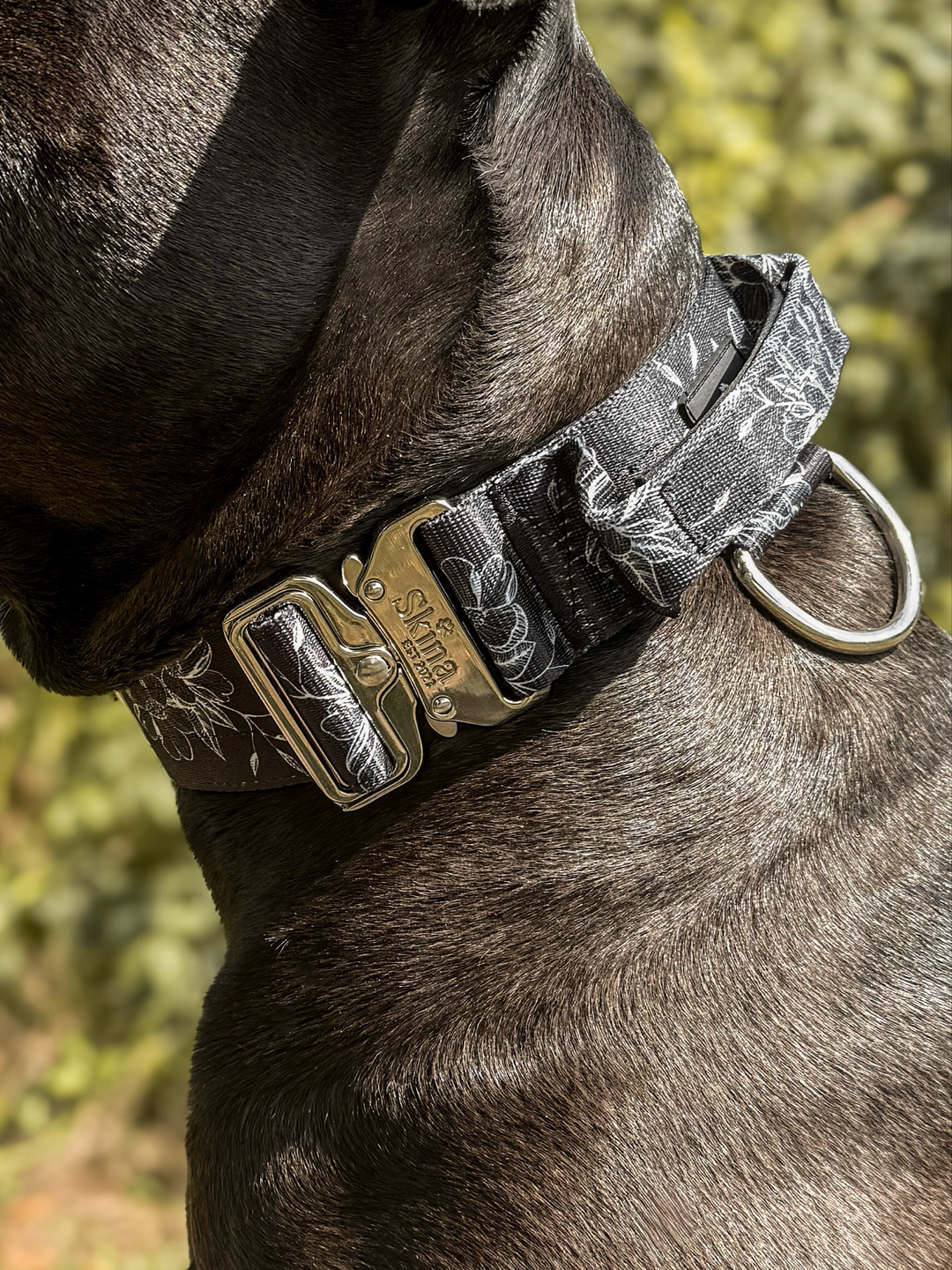 Taktisches Halsband mit Sicherheitsschnalle & Haltegriff „Taktisches Halsband mit Sicherheitsschnalle & Haltegriff "FLOWER"“